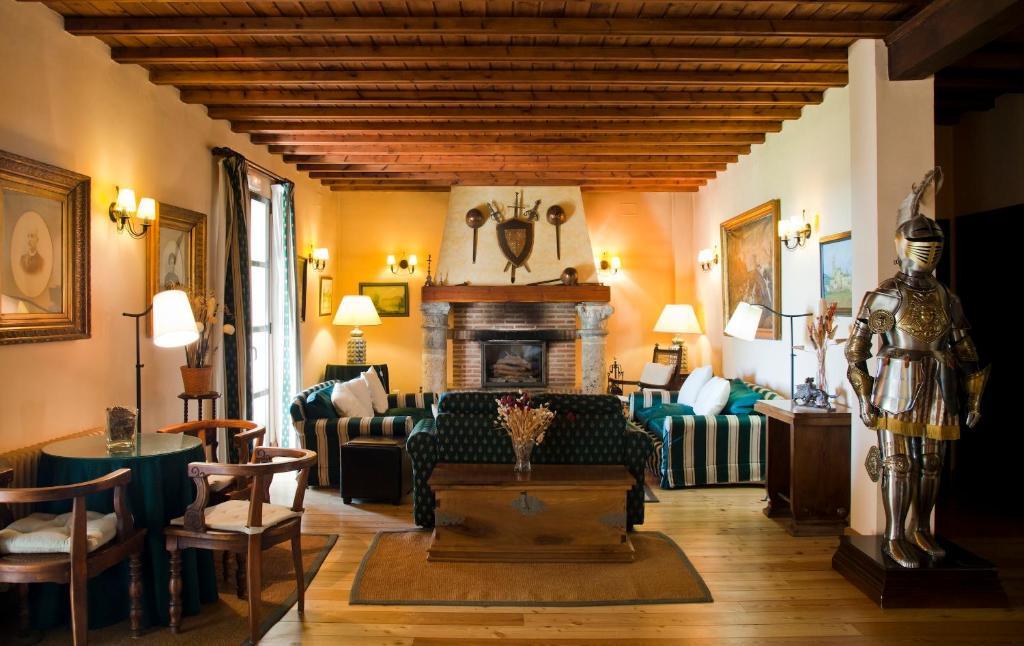 Posada Real Del Pinar Посаль-де-Гальинас Экстерьер фото